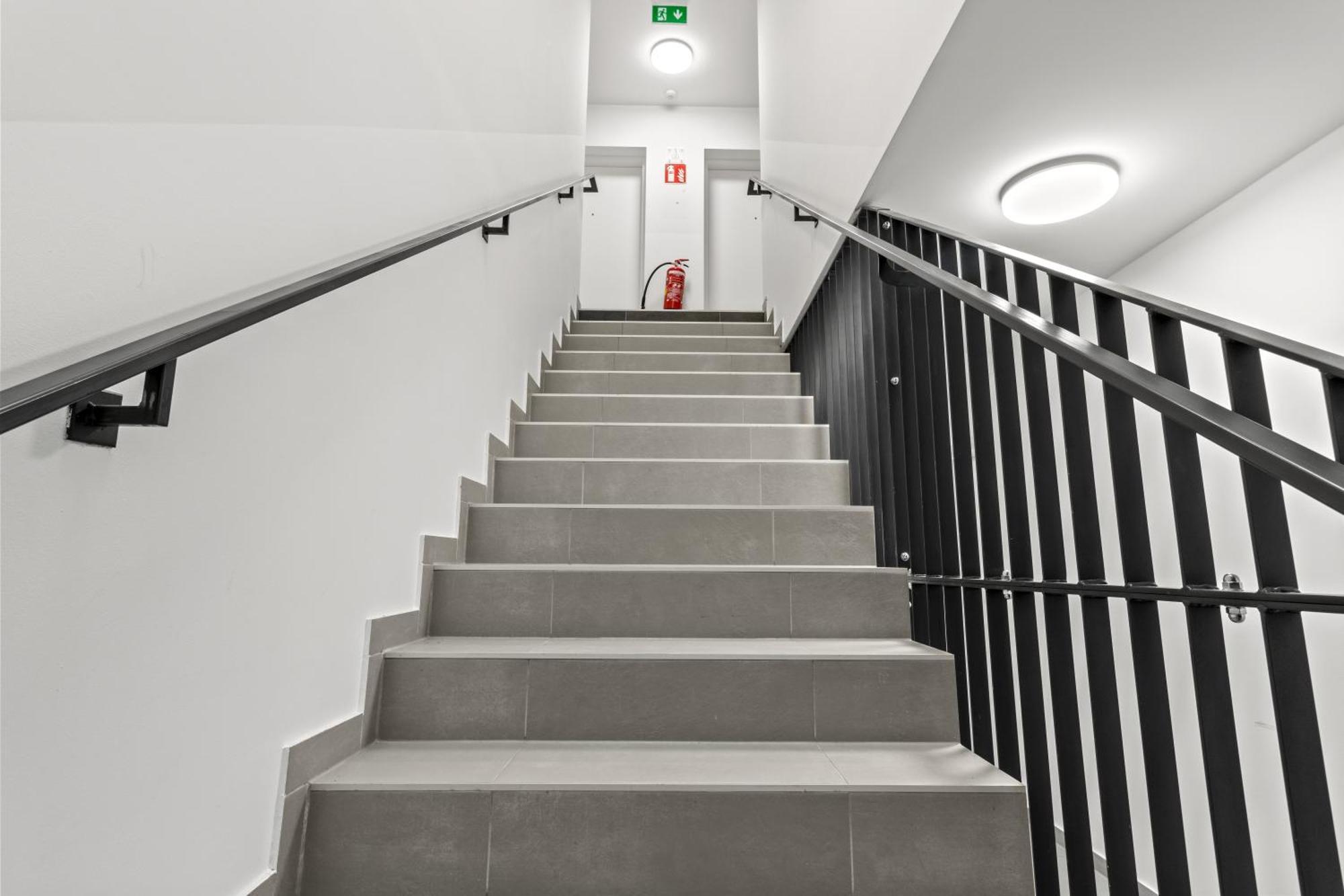 1 Min To Public Transport - 3 Min To Supermarket And Pharmacy - On-Site Parking For 19,90 Eur Viyana Dış mekan fotoğraf